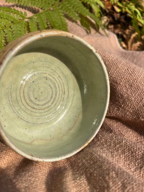 Kleine Steinzeugschale - 200ml - Rillenstruktur