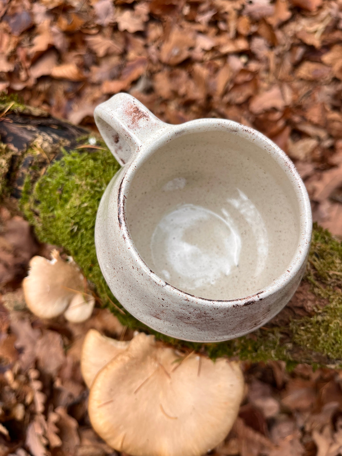 Handgedrehte Tasse • schwarzer Ton • 300ml