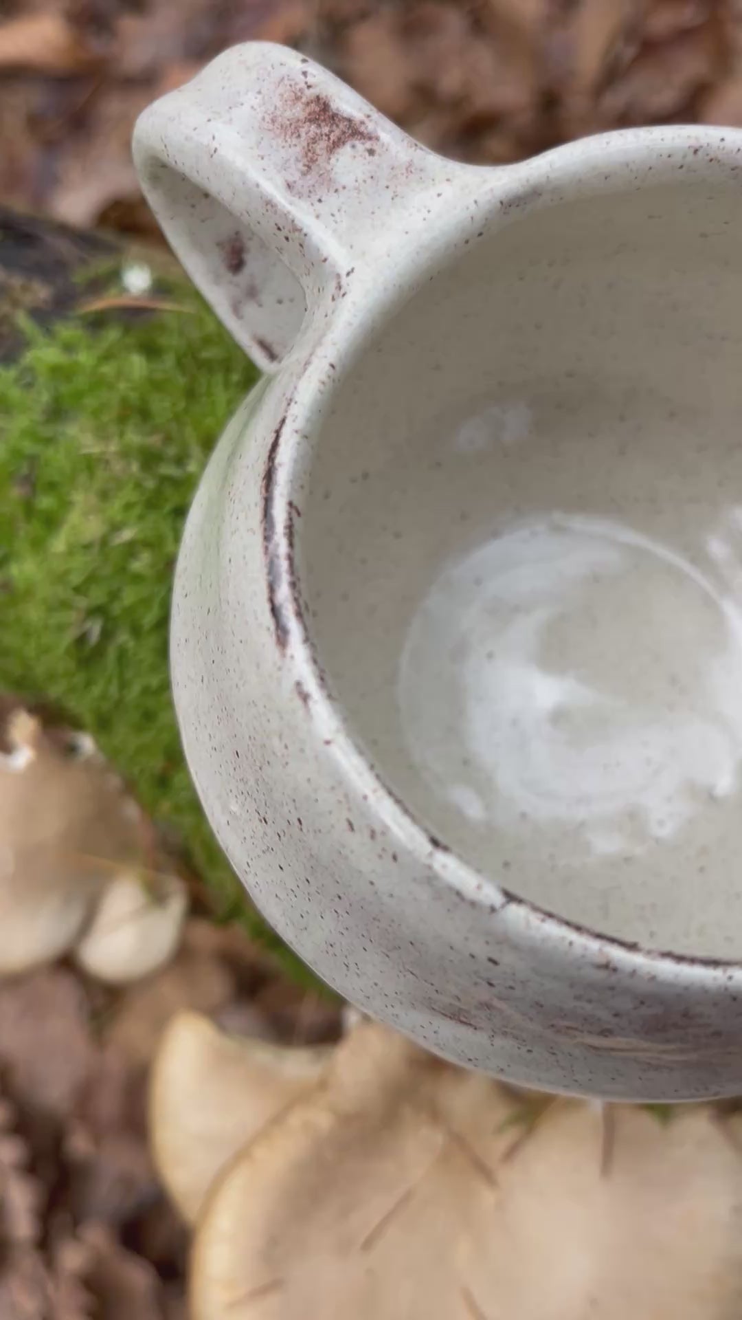 Handgedrehte Tasse • schwarzer Ton • 300ml